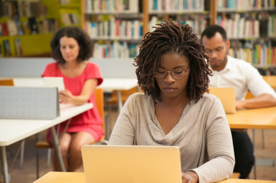 Ano Académico 2024-2025: Renovação Semestral de Bolsa de Estudos no País decorre de 7 a 21 de Março